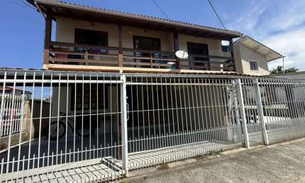 Casa para Venda em Florianópolis, Ingleses do Rio Vermelho, 10 dormitórios, 1 suíte, 4 banheiros, 4 vagas