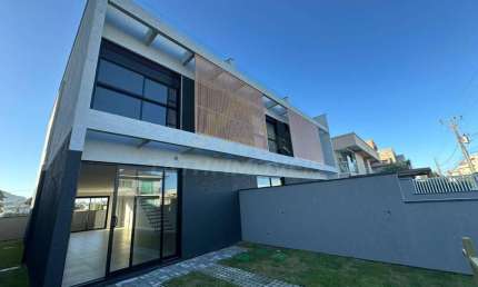Casa para Venda em Florianópolis, Ingleses do Rio Vermelho, 3 dormitórios, 3 suítes, 4 banheiros, 2 vagas