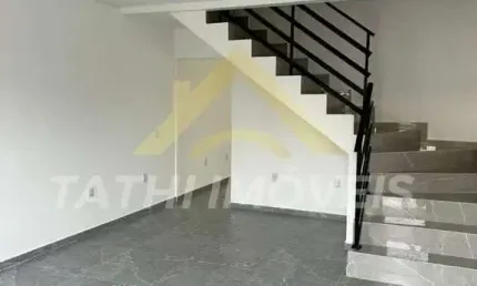 Casa para Venda em Florianópolis, São João do Rio Vermelho, 3 dormitórios, 1 suíte, 2 banheiros, 2 vagas