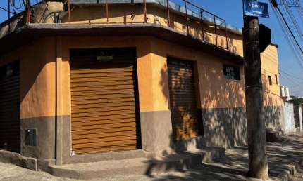 ALUGO Ponto comercial localizado próximo rodovia Tamoios