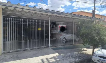 Casa à venda em São José dos Campos, Vila Tatetuba - 180m²