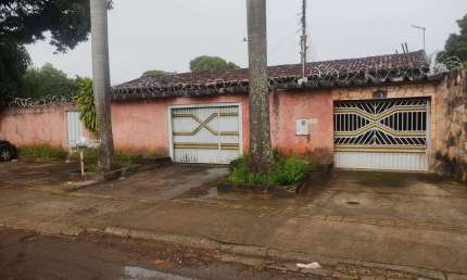 Casa no setor Setor Sudoeste Casa de Rua com 4 Quarto(s) e 3 banheiro(s) à Venda, 238 por R$ 650.000 no setor Setor Sudoeste ST9450