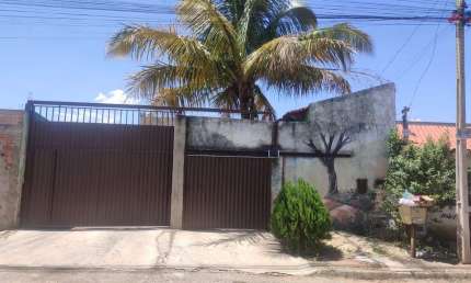 Casa com 3Qts em Senador Canedo Casa de Rua com 3 Quarto(s) e 2 banheiro(s) à Venda, 110 por R$ 250.000 no setor Residencial Prado SL9724