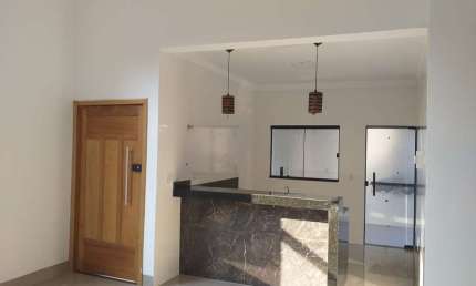 Casa 3 Quarto Setor Forteville Casa de Rua com 3 Quarto(s) e 2 banheiro(s) à Venda, 113 por R$ 435.000 no setor Residencial Rio Verde TA11998