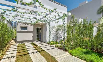 Ágio Casa Jardins Berlim Casa em Condomínio com 4 Quarto(s) e 4 banheiro(s) à Venda, 150 por R$ 1.100.000 no setor Jardins Berlim AD12618