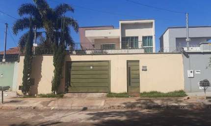 Sobrado jardim petropolis Sobrado com 3 Quarto(s) e 2 banheiro(s) à Venda, 204.46 por R$ 800.000 no setor Jardim Petrópolis AD13264
