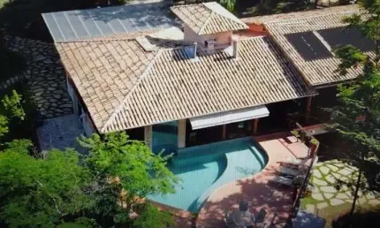 CASA NO ALDEIA DO VALE - FRENTE LAGO - PRÓXIMA HÍPICA -  UMA VERDADEIRA CASA NA MONTANHA Casa em Condomínio com 7 Quarto(s) e 11 banheiro(s) à Venda, 979.83 por R$ 9.400.000 no setor Residencial Aldei