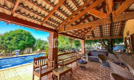 A Residência dos Seus Sonhos: Onde o Luxo Encontra o Conforto! Casa em Condomínio com 6 Quarto(s) e 7 banheiro(s) à Venda, 660 por R$ 2.000.000 no setor Condominio Parque dos Cisnes AD13748