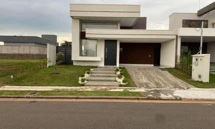 SOBRADO TERRA ALPHA 1 Casa em Condomínio com 3 Quarto(s) e 5 banheiro(s) à Venda, 180 por R$ 1.100.000 no setor Terras Alpha Residencial 1 TA14127