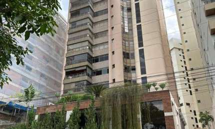 Apartamento 4 suítes em frente ao Parque Vaca Brava no Edifício Boulevard Apartamento com 4 Quarto(s) e 5 banheiro(s) à Venda, 378 por R$ 2.400.000 no setor Setor Bueno AD16143