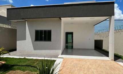 CASA NOVA RES. LIMOEIRO Casa de Rua com 2 Quarto(s) e 1 banheiro(s) à Venda, 96 por R$ 370.000 no setor Residencial Limoeiro TA16291