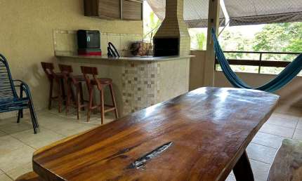 SOBRADO NO CRIMEIA LESTE Sobrado com 3 Quarto(s) e 3 banheiro(s) à Venda, 493.24 por R$ 930.000 no setor Setor Criméia Leste AD17823