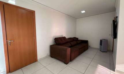 APARTAMENTO 2 QTS, NO FLORA PARK-AROEIRAS, PROXIMO AO SHOPPING APARECIDA Apartamento com 2 Quarto(s) e 1 banheiro(s) à Venda, 58 por R$ 250.000 no setor Águas Claras AD18990