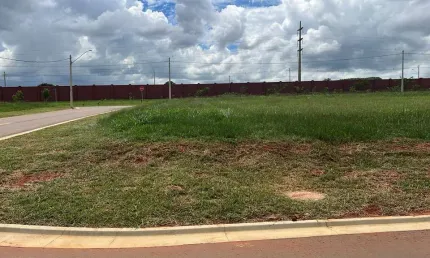 Lote de esquina Jardins Parma Lote à Venda, 425 por R$ 447.368,42 no setor Residencial Marília TA19558