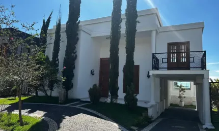 Sobrado Aphaville Araguaia Casa em Condomínio com 3 Quarto(s) e 6 banheiro(s) à Venda, 407 por R$ 4.000.000 no setor Alphaville Araguaia AD19782