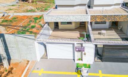 CASA 3 SUÍTES NO FAIÇALVILLE Casa de Rua com 3 Quarto(s) e 3 banheiro(s) à Venda, 140 por R$ 630.000 no setor Setor Faiçalville TA21315