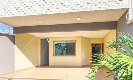 CASA SETOR FAIÇALVILLE Casa de Rua com 3 Quarto(s) e 3 banheiro(s) à Venda, 140 por R$ 630.000 no setor Setor Faiçalville TA21316
