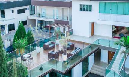 Casa no Condomínio do Lago Casa em Condomínio com 4 Quarto(s) e 6 banheiro(s) à Venda, 830 por R$ 5.200.000 no setor Condomínio do Lago 1ª Etapa FL21526