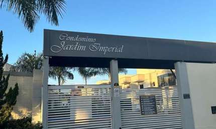 Exclusivo sobrado no Condomínio Jardim Imperial, Goiânia 2 Casa em Condomínio com 3 Quarto(s) e 4 banheiro(s) à Venda, 160 por R$ 900.000 no setor Goiânia 2 VN21589