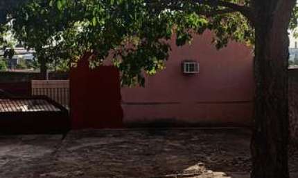 VENDE-SE SOBRADO COM 4 QUARTOS 2 SUÍTES. (ÁREA TOTAL DE 2.200 M²) Casa de Rua com 4 Quarto(s) e 5 banheiro(s) à Venda, 600 por R$ 3.000.000 no setor Setor Pampulha TA21591
