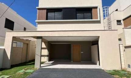 Ágio Sobrado com piscina e gourmet no Jardins Marselha Casa em Condomínio com 4 Quarto(s) e 4 banheiro(s) à Venda, 181 por R$ 1.199.000 no setor Conjunto Residencial Storil ST21784