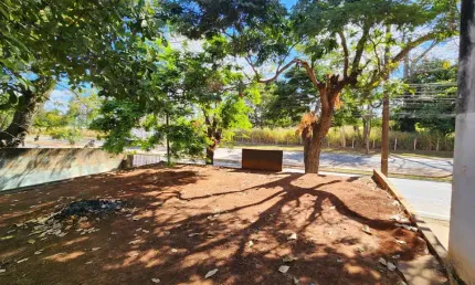 Lote Comercial Negrão de Lima Lote à Venda, 420 por R$ 590.000 no setor Setor Negrão de Lima AD22039