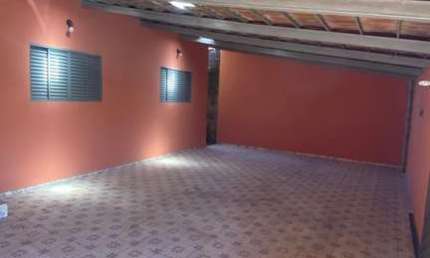 CASA DE SETOR Casa de Rua com 3 Quarto(s) e 2 banheiro(s) à Venda, 189 por R$ 385.000 no setor Residencial Dezopi VN22040