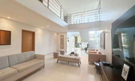 SOBRADO 290m² - 4 Suítes - JARDINS ATHENAS Casa em Condomínio com 4 Quarto(s) e 5 banheiro(s) à Venda, 290 por R$ 3.500.000 no setor Jardins Atenas AX22349