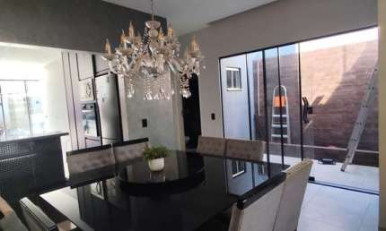Casa 3 quartos 220m² - Residencial Canadá Casa de Rua com 3 Quarto(s) e 2 banheiro(s) à Venda, 220 por R$ 550.000 no setor Residencial Canadá AD22708