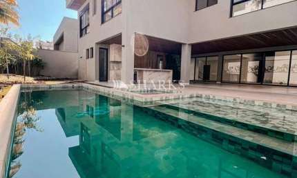 Sobrado Alphaville Ipês Casa em Condomínio com 5 Quarto(s) e 6 banheiro(s) à Venda, 519.13 por R$ 9.300.000 no setor Residencial Alphaville Ipês AX23012