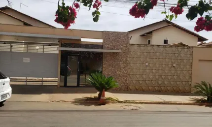 RESIDENCIAL VILLAGE DO BOSQUE – CASA SOBRADO  Casa em Condomínio com 3 Quarto(s) e 4 banheiro(s) à Venda, 174.7 por R$ 869.999 no setor Setor Central AD23053