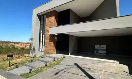 Sobrado Jardins Bolonha Casa em Condomínio com 4 Quarto(s) e 5 banheiro(s) à Venda, 240 por R$ 1.750.000 no setor Residencial Marília AD23063