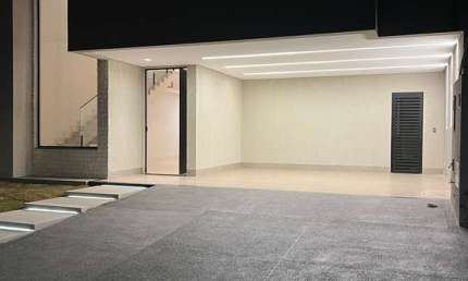 RAPHAEL SOUSA E SILVA CRUZ Casa em Condomínio com 3 Quarto(s) e 4 banheiro(s) à Venda, 249 por R$ 2.200.000 no setor Jardins sevilha IN23065