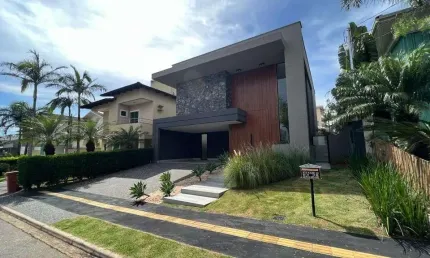 Sobrado Em Condominio Fechado  Casa em Condomínio com 4 Quarto(s) e 6 banheiro(s) à Venda, 304 por R$ 3.000.000 no setor Jardins Madri IN23092