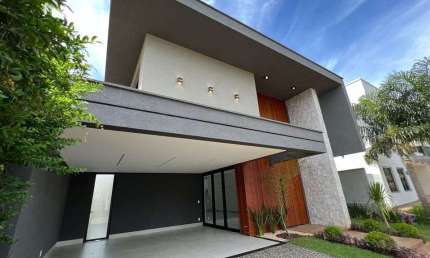 Sobrado em Condominio  Casa em Condomínio com 4 Quarto(s) e 6 banheiro(s) à Venda, 290 por R$ 3.000.000 no setor Jardins Madri IN23093