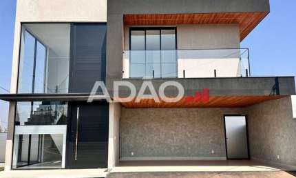 Sobrado de Luxo no Jardins Capri  Casa em Condomínio com 4 Quarto(s) e 5 banheiro(s) à Venda, 302 por R$ 2.280.000 no setor Jardins Capri AD23266