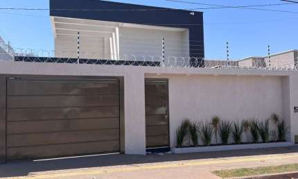 Sobrado Sobrado com 3 Quarto(s) e 1 banheiro(s) à Venda, 247.74 por R$ 1.500.000 no setor Bairro Ilda AD23658