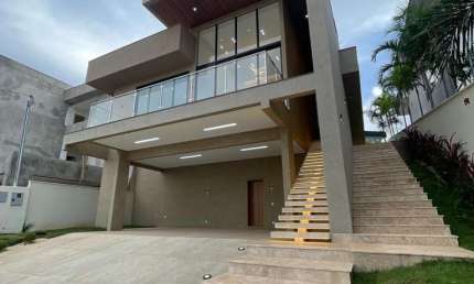 Casa Cond. do Lago  2.500.000,00 Casa em Condomínio com 4 Quarto(s) e 4 banheiro(s) à Venda, 260 por R$ 2.500.000 no setor Condomínio do Lago 1ª Etapa AD23669