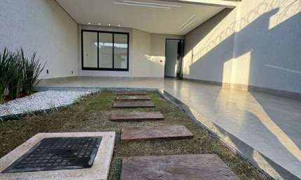 Vendo Casa 3 Quartos no Jardim Presidente, com Piscina Casa de Rua com 3 Quarto(s) e 2 banheiro(s) à Venda, 151.89 por R$ 735.000 no setor Jardim Presidente VN23905