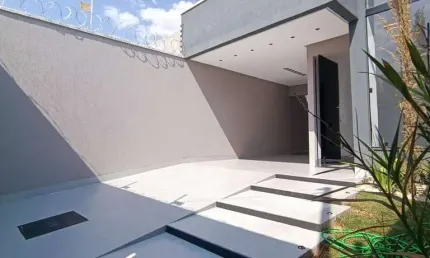 Vendo Casa de 3 Quartos no Setor Faiçalville  Casa de Rua com 3 Quarto(s) e 2 banheiro(s) à Venda, 125 por R$ 600.000 no setor Setor Faicalville VN24009