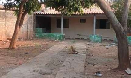 CASA EM SENADOR Casa de Rua com 3 Quarto(s) e 1 banheiro(s) à Venda, 80 por R$ 230.000 no setor Residencial Paraíso AD24022