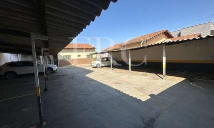 Casa Vila Brasília Casa de Rua com 3 Quarto(s) e 2 banheiro(s) à Venda, 188.3 por R$ 850.000 no setor Vila Brasilia AD24500