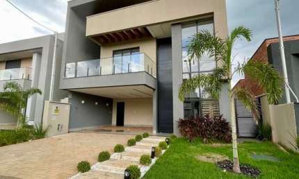 Sobrado Jardins Capri Senador Canedo Casa em Condomínio com 3 Quarto(s) e 4 banheiro(s) à Venda, 242.81 por R$ 1.850.000 no setor Jardins Capri AD24671