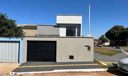 Casa - Jardim Buriti Sereno, Aparecida de Goiânia Casa de Rua com 2 Quarto(s) e 2 banheiro(s) à Venda, 100 por R$ 380.000 no setor Jardim Buriti Sereno AX24705