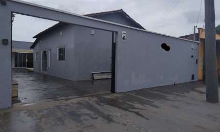 Residência Casa de Rua com 3 Quarto(s) e 3 banheiro(s) à Venda, 146.97 por R$ 490.000 no setor Jardim Real AD24718