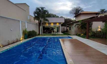 Casa alto padrão - Hidrolândia Casa de Rua com 3 Quarto(s) e 4 banheiro(s) à Venda, 289 por R$ 1.300.000 no setor Centro FL24758