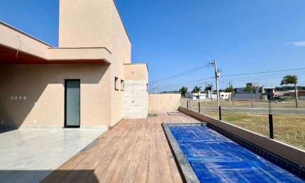 CASA TÉRREA JARDINS CAPRI Casa em Condomínio com 4 Quarto(s) e 4 banheiro(s) à Venda, 220 por R$ 1.790.000 no setor Jardins Capri FL24777