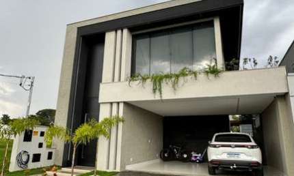 Casa Jardins Sevilha Casa em Condomínio com 3 Quarto(s) e 4 banheiro(s) à Venda, 250 por R$ 2.700.000 no setor Vila Rosa AD24925