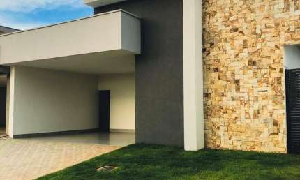 Casa Jardins Bolonha  Casa em Condomínio com 3 Quarto(s) e 3 banheiro(s) à Venda, 158 por R$ 1.200.000 no setor Jardins Bolonha AD24995