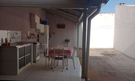 CASA JARDIM COLORADO Casa de Rua com 3 Quarto(s) e 2 banheiro(s) à Venda, 150 por R$ 368.000 no setor Jardim Colorado IN25038